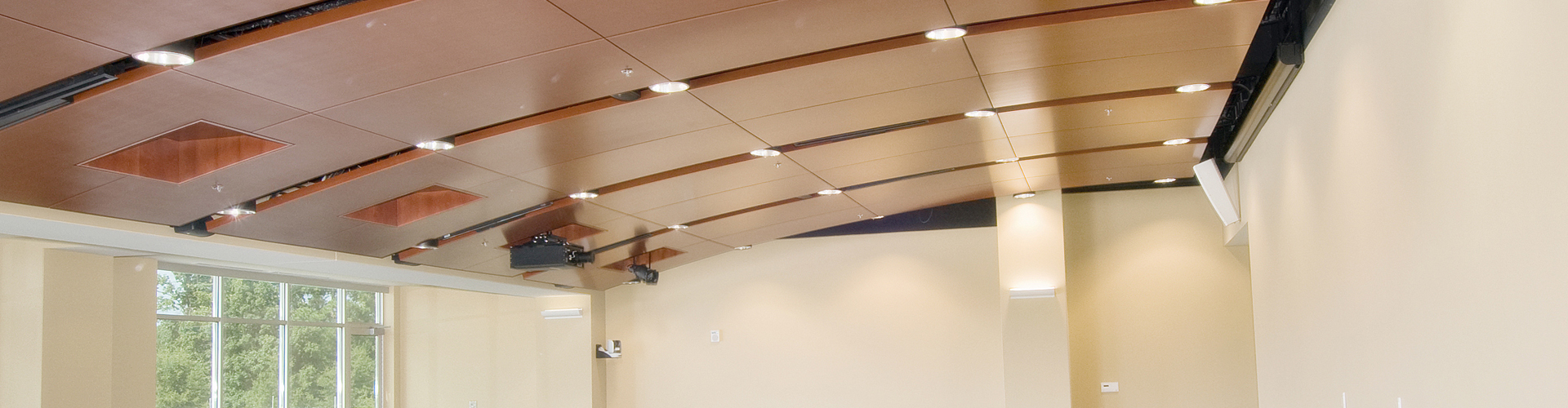 wooder ceiling banner